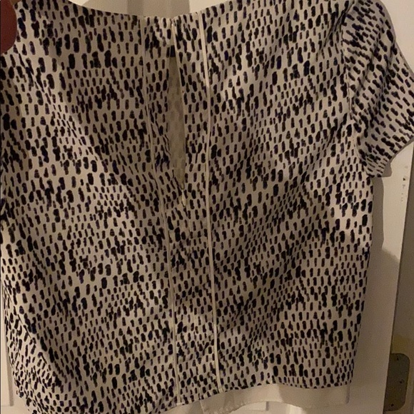 Patterned top - Picture 3 of 3